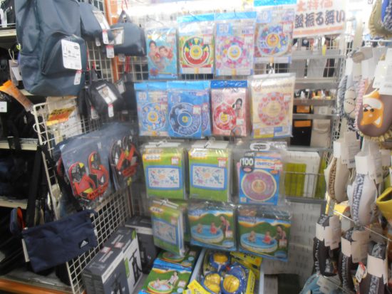 ビーチグッズ展開開始！